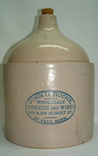 Click photo to see larger pic of Red Wing Stoneware